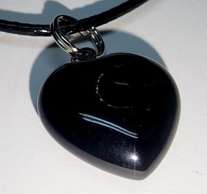 16-18 in Heart Stone Pendant Necklace