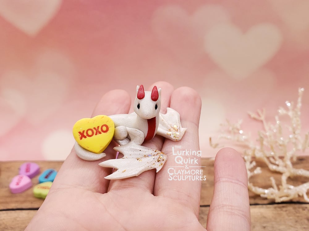 Mini White Valentine Dragon with Candy Heart
