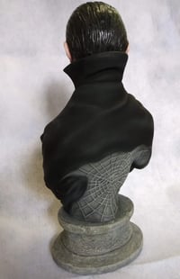 Image 4 of Dracula Portrait Bust Model Kit 