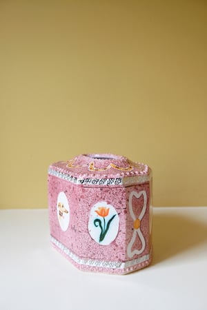 Image of Manganese Caddy - Romantic Vase 