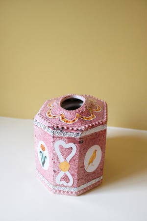 Image of Manganese Caddy - Romantic Vase 