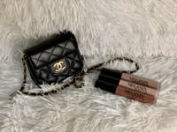 Nudes