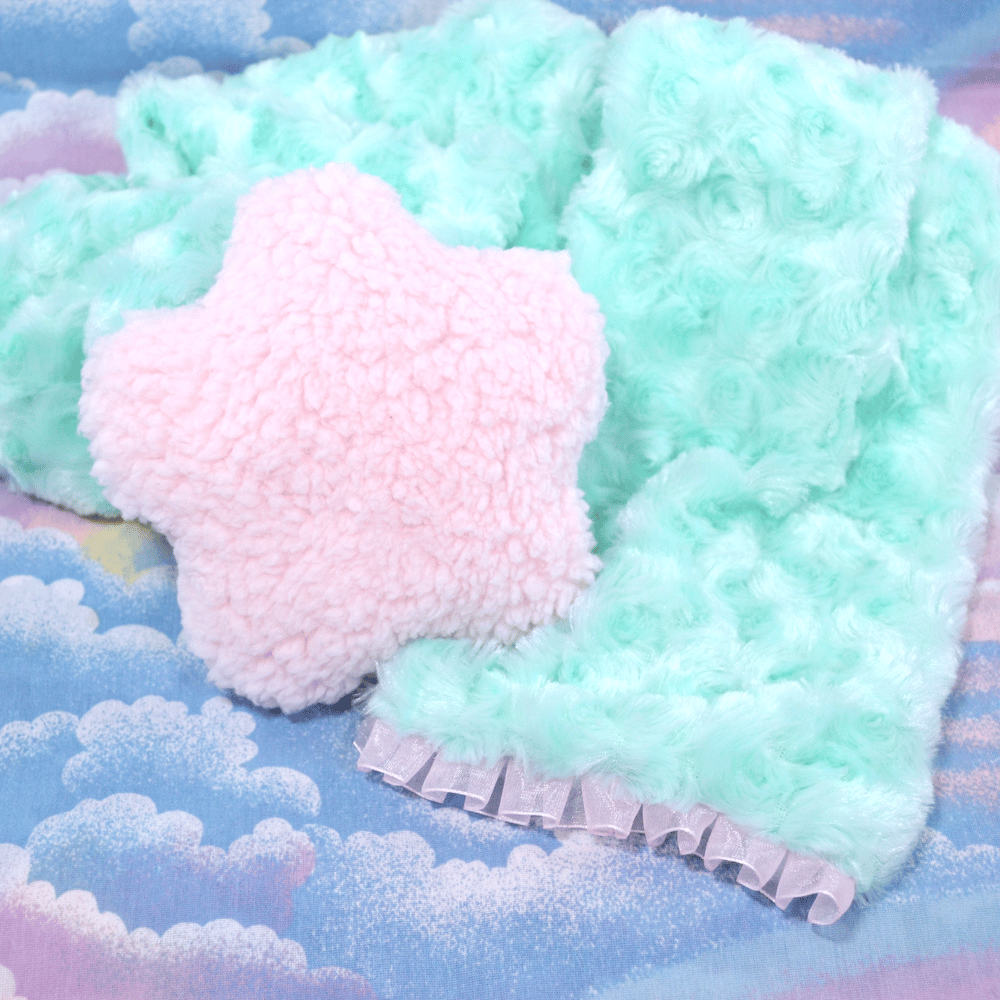 Fluffy Soft Star Scarf: Mint