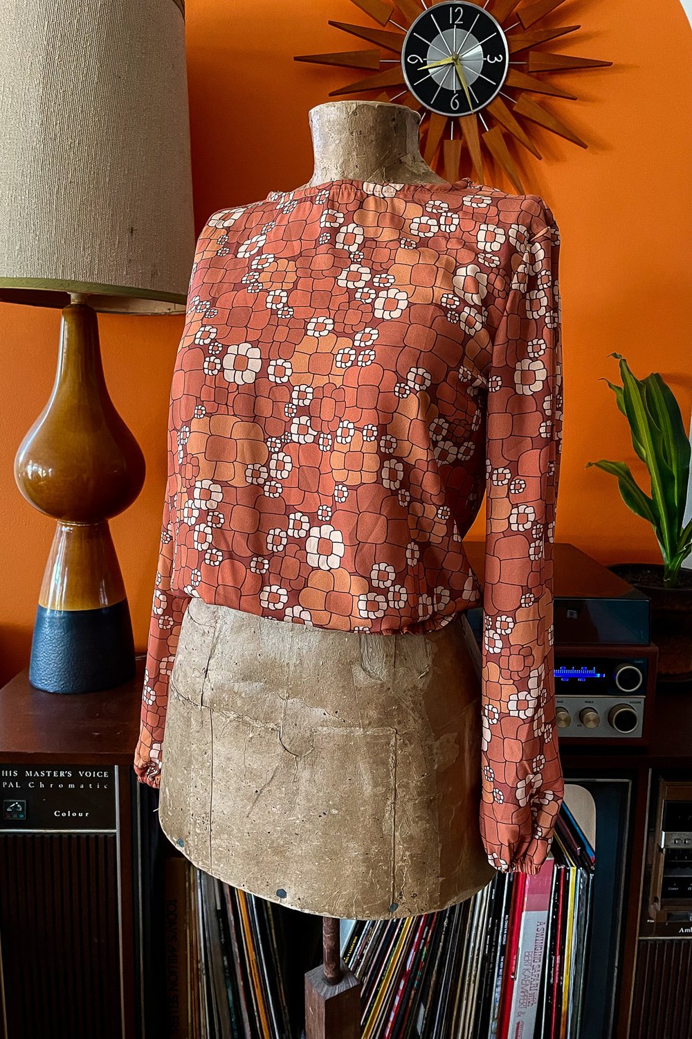Dreamer blouse in Hip to be square  Size XS ready to ship
