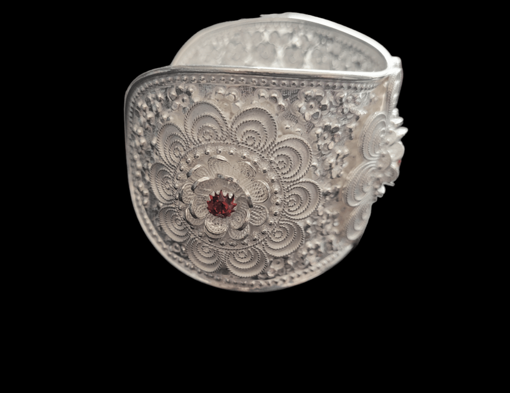 PH145 Modern Lotus Cuff