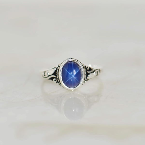 Image of Vietnam Star Sapphire oval cabochon cut vintage style silver ring
