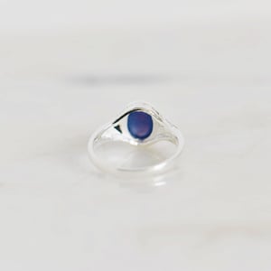 Image of Vietnam Star Sapphire oval cabochon cut vintage style silver ring
