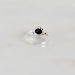 Image of Vietnam Star Sapphire cabochon cut vintage style silver ring