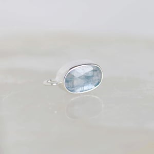 Image of Aqua Blue Kyanite crystal form oval shape mixed cut silver necklace