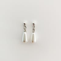 Image 5 of Teardrop Pearl Earrings