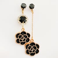 Image 5 of Dangling Mismatched Rose Earrings