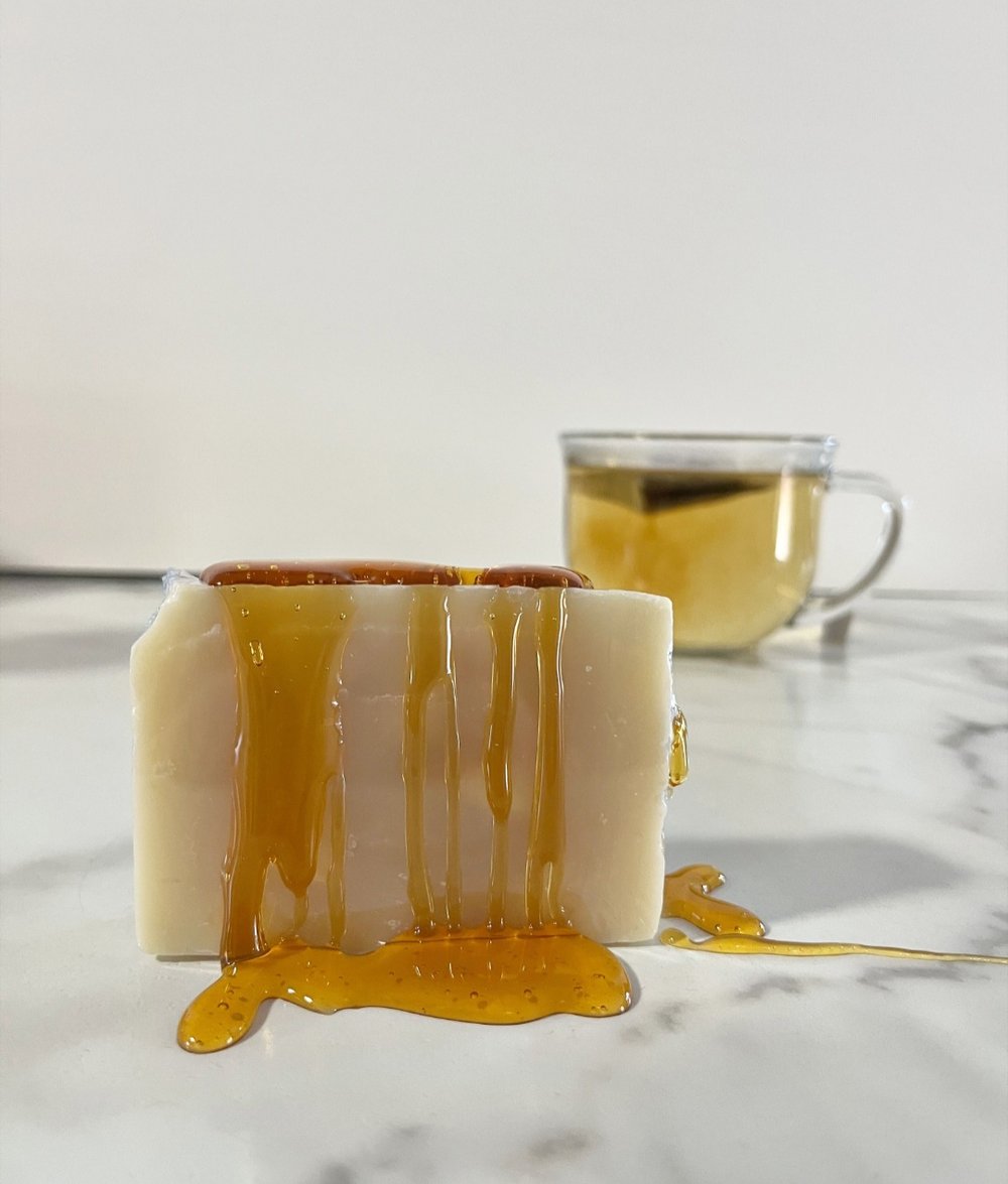 Image of Honey & Chamomile Tea Facial Bar (Sensitive Skin)