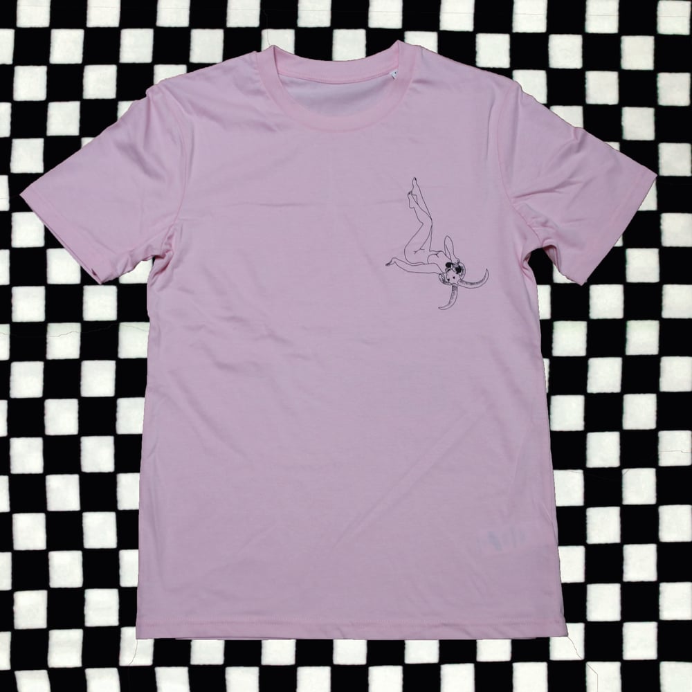 Verward T-shirt: Black ink on pink