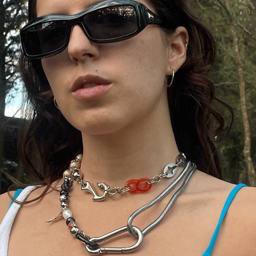 cross choker