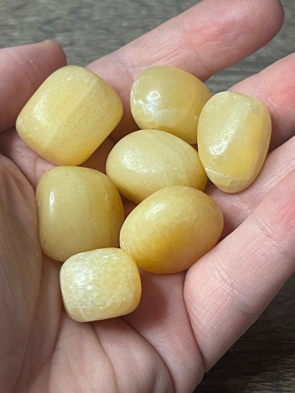 Image of Orange calcite tumbles 