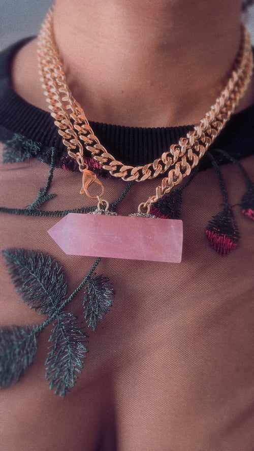 Image of WRA WRA • Rose Quartz Wrap Necklace 