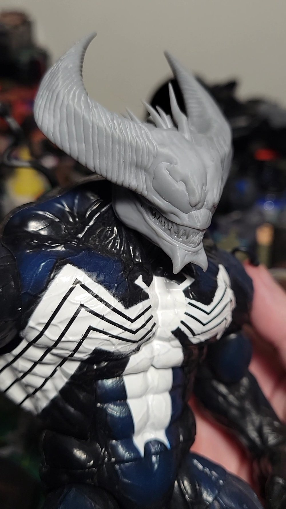 Midnight suns Venom head!