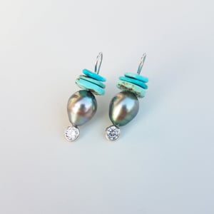 Light Tahitian Pearl & Turquoise Earrings 