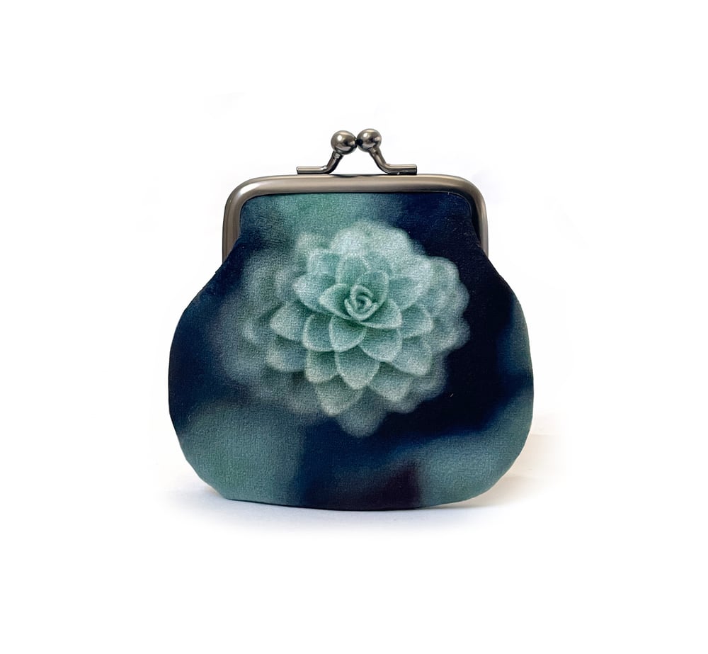 Image of Teal flower, velvet kisslock coin purse