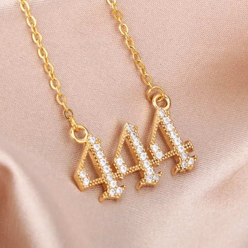 Image of Angelic Glitz Necklace (50% off)