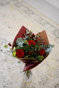 Image 3 of Ramo de Rosas - 5 de vermelles