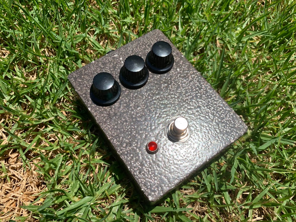 Elk Big Muff Sustainar Clone Dirty Sock Effects