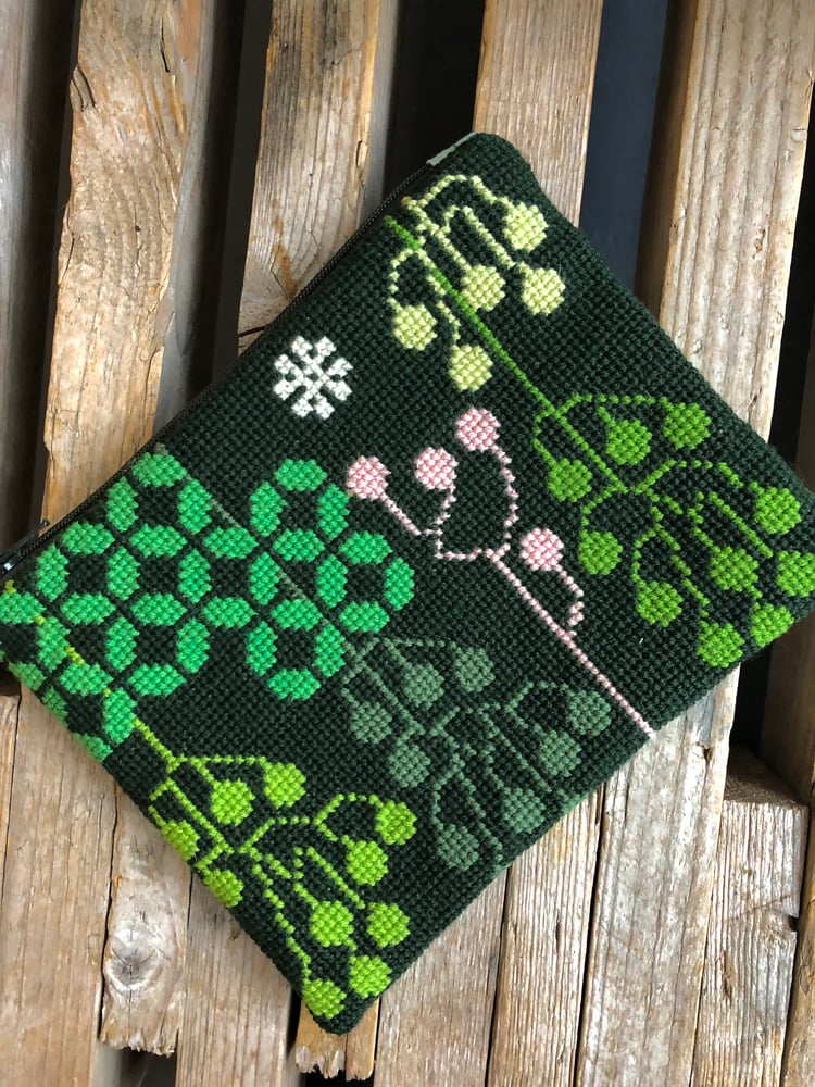 Image of Garn-iture Embroidery Kit /SPRING 