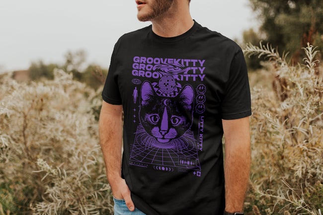 Groovekitty  Streetwear  T-Shirt