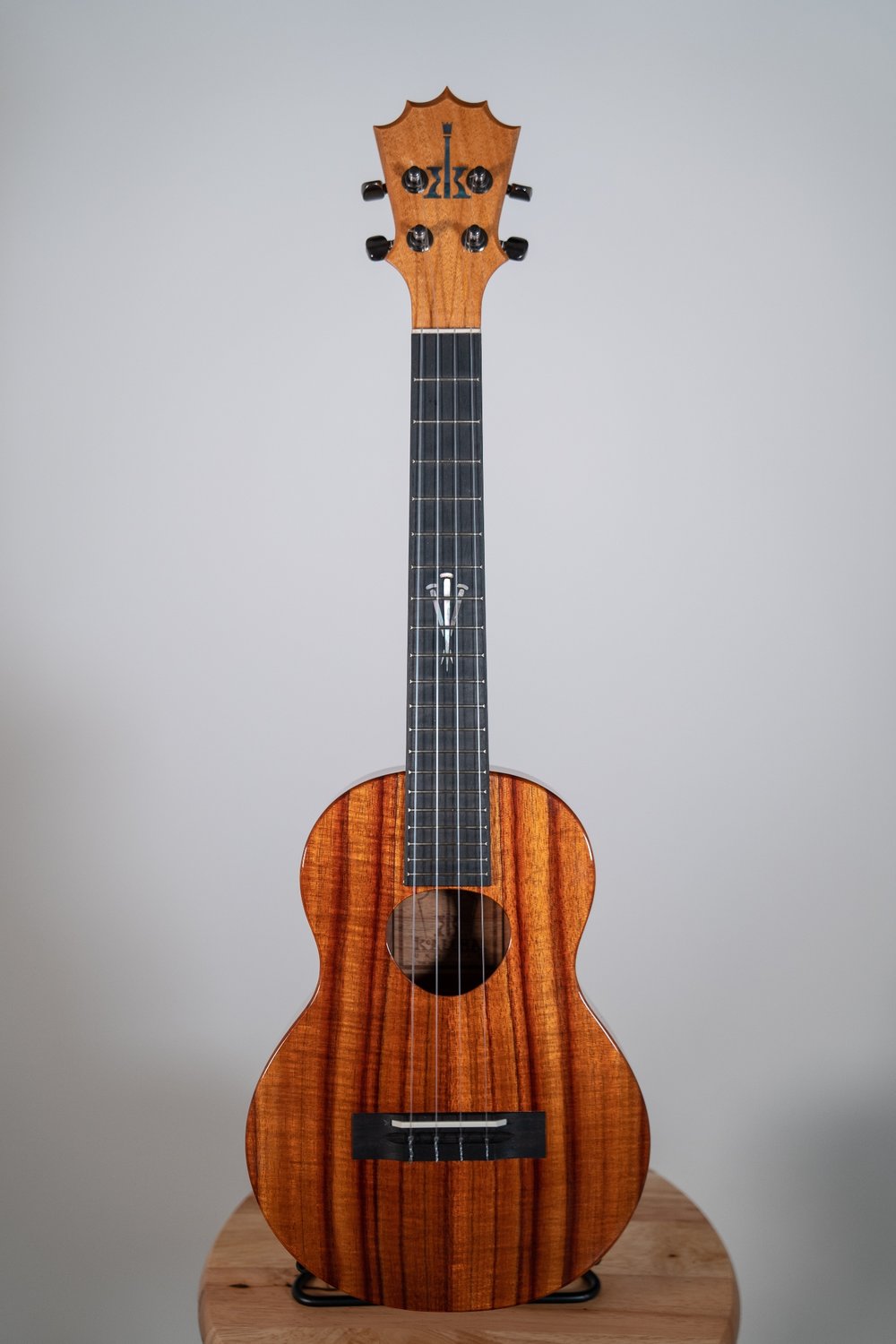 Image of Custom Nail inlaid KoAloha KTM-00 Koa Tenor