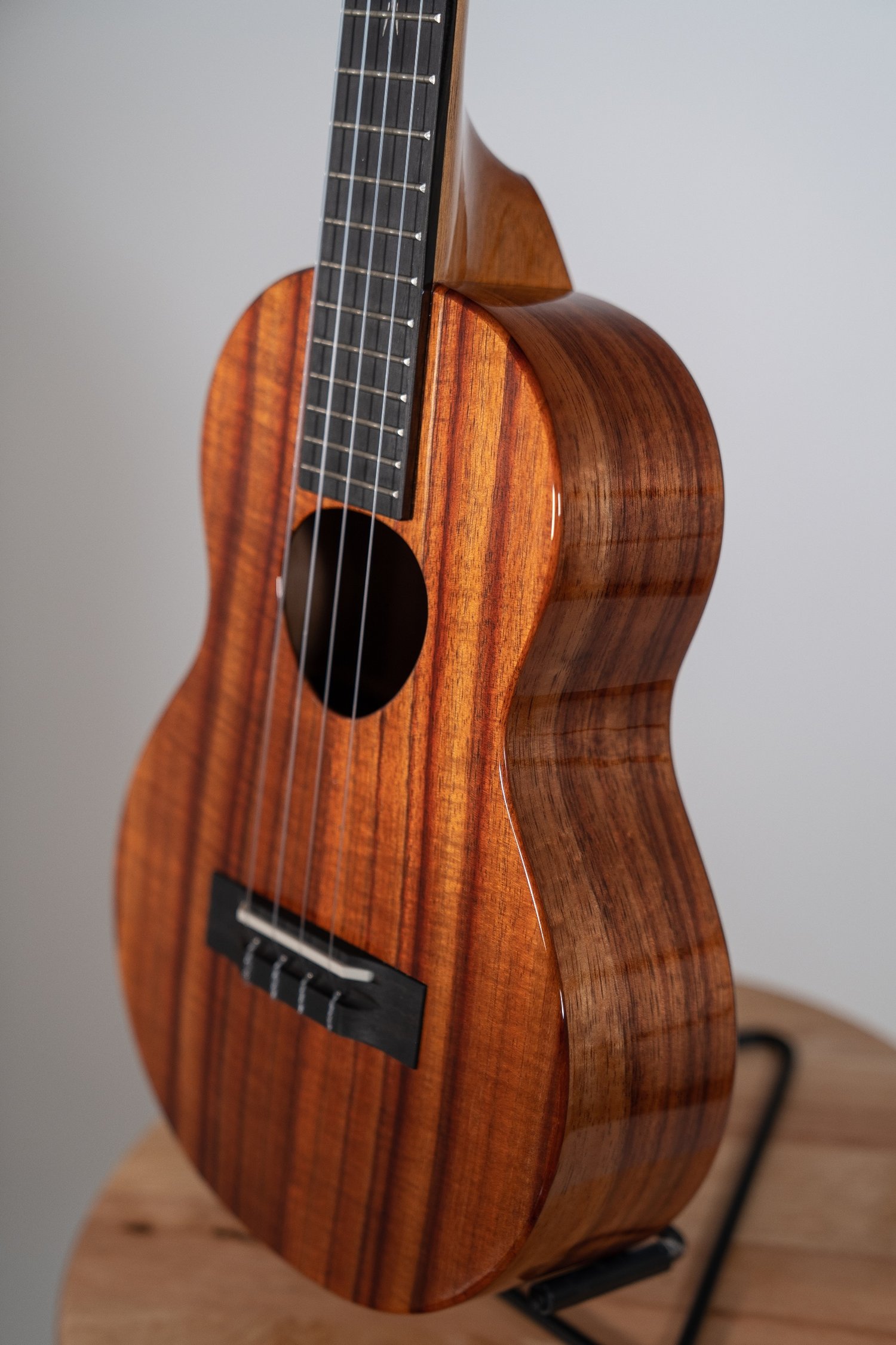 Image of Custom Nail inlaid KoAloha KTM-00 Koa Tenor