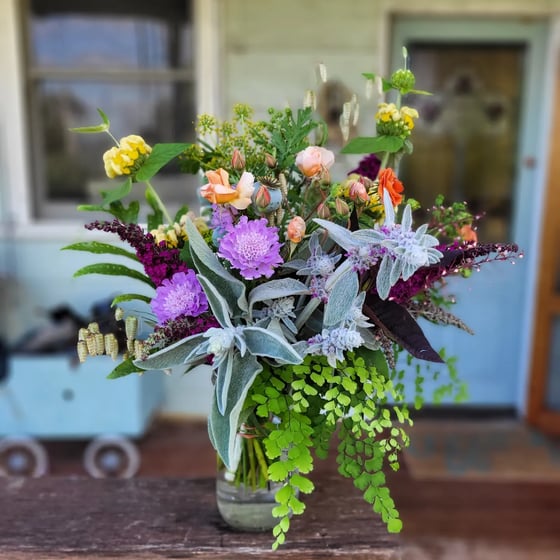 Image of Seasonal garden bunches