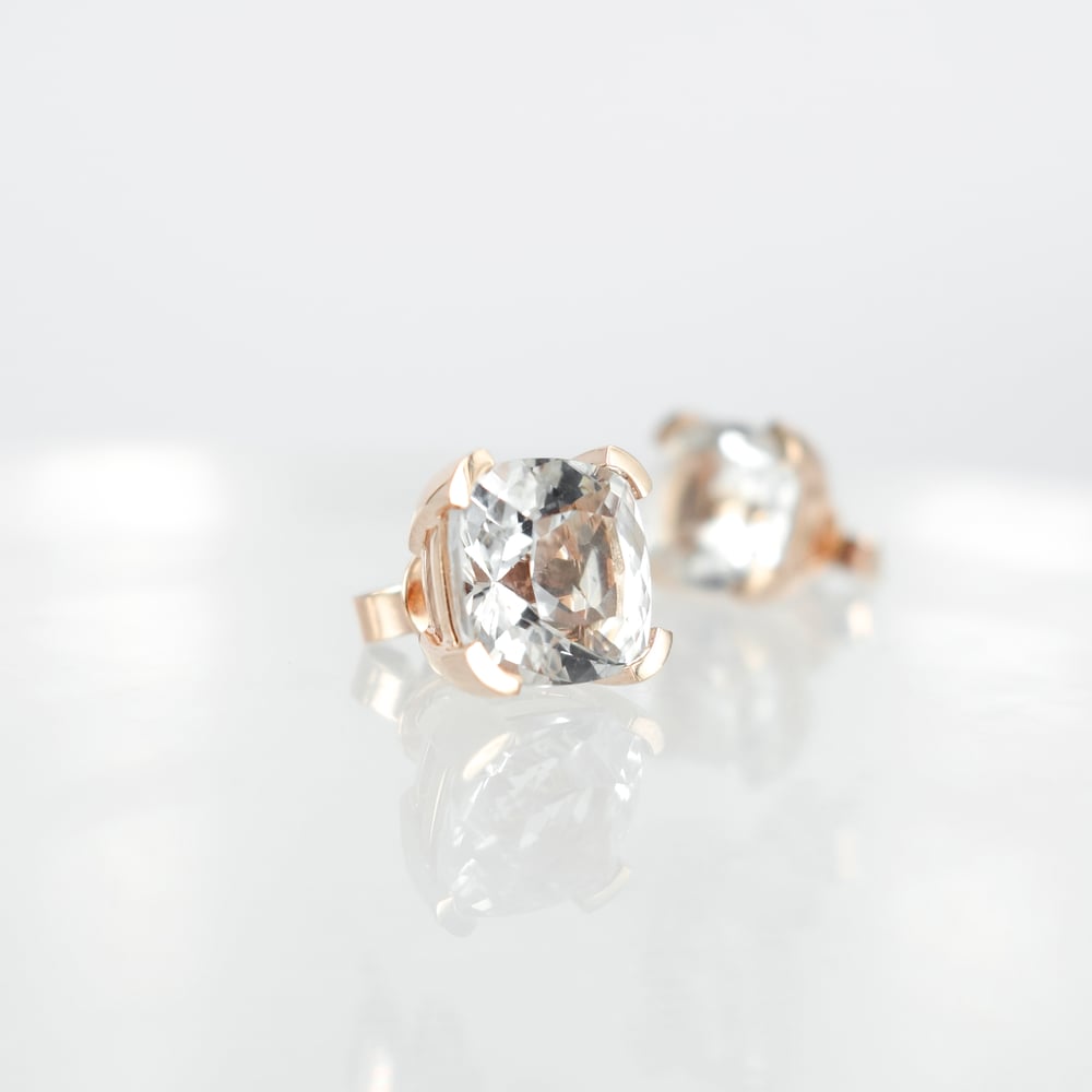 Image of 9ct rose gold white sapphire stud earrings. Pj5945