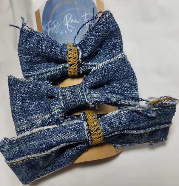 Image of Tasty Raw Edge Denim Tri-Bun Bows