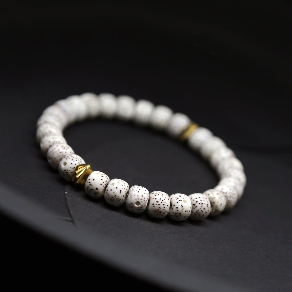 Image of 星月菩提。瓷。無垠 | EUN