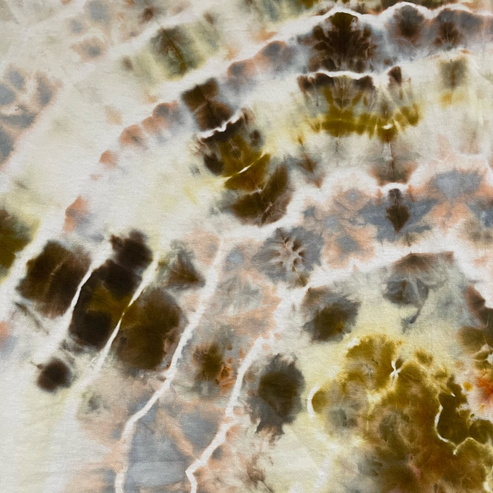 SANDSTORM GEODE TIE DYE TEE SIZE LARGE