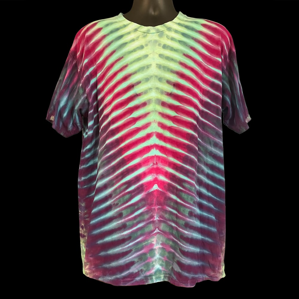TROPICAL DRIPPY V TIE DYE TEE SIZE XL