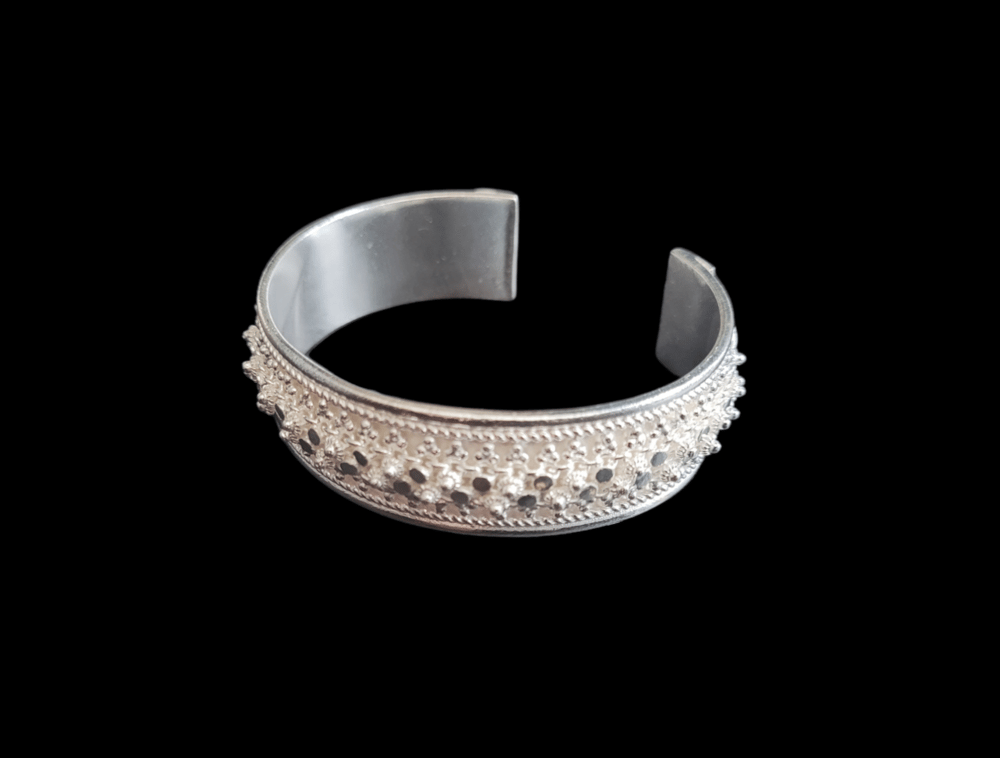 PH016 Pikun Cuff