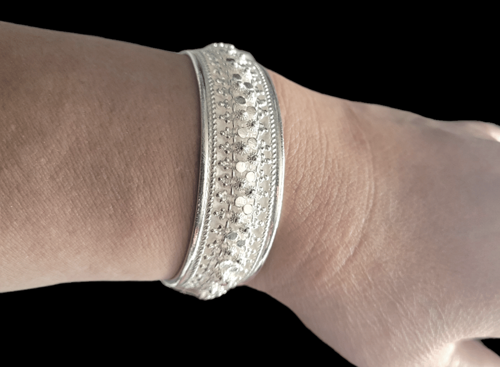 PH016 Pikun Cuff