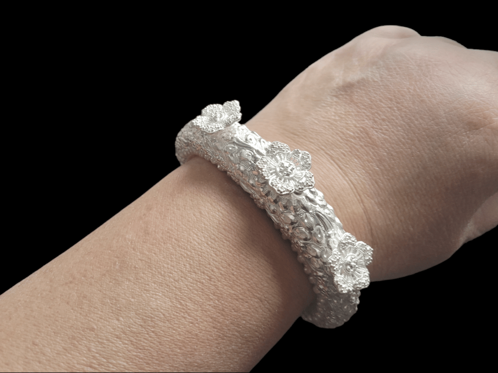 PH023 Engraved Lotus Cuff
