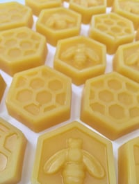 Image 2 of Beeswax Thread Conditioner