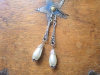 Image 5 of 1920s Art Deco Pearl Teardrop Earrings, White Ivory