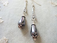 Image 6 of 1920s Art Deco Pearl Teardrop Earrings, Dark Grey