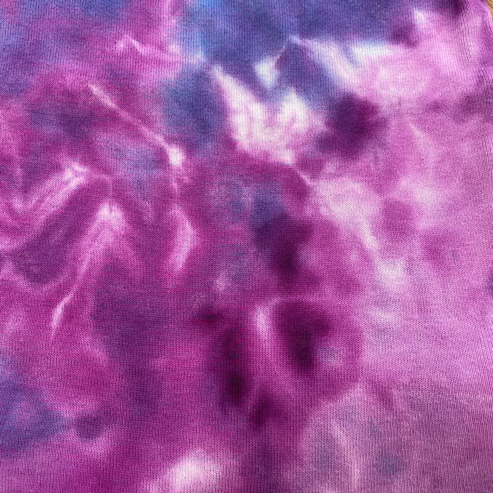 BERRY CRUSH TIE DYE ONESIE SIZE 0-3 MONTHS