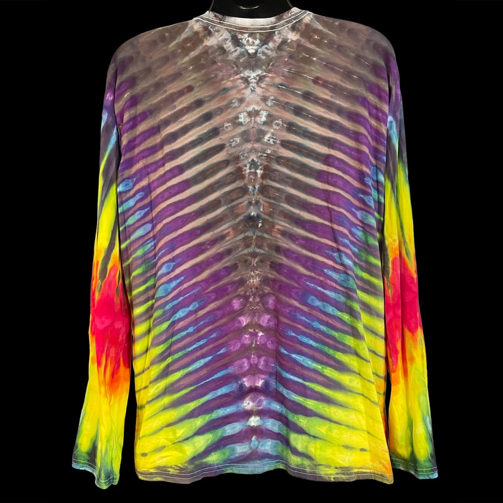 BLACK RAINBOW DRIPPY V TIE DYE LONG SLEEVE TEE SIZE 2XL