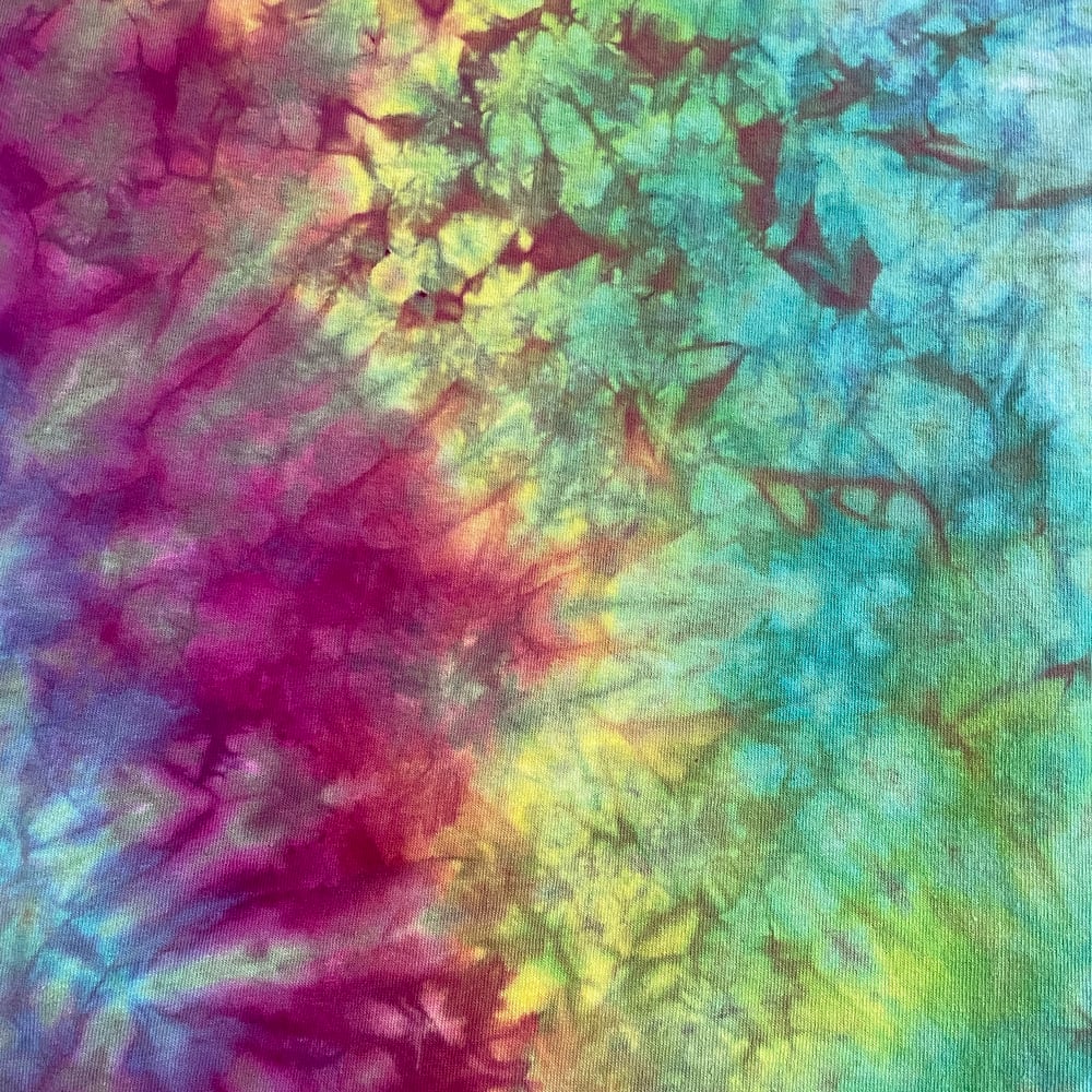 RAINBOW CRUSH STEALIE TIE DYE TEE SIZE MEDIUM
