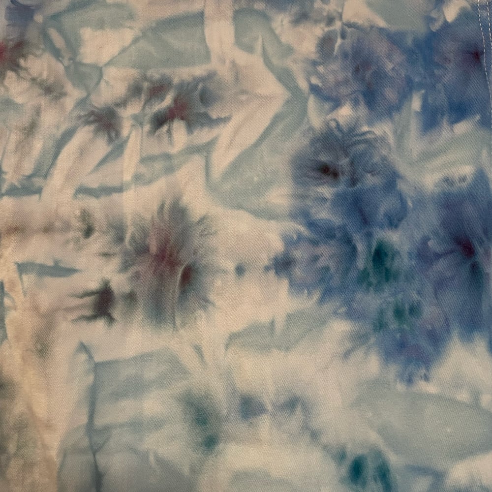 STORMY SKY TIE DYE UPCYCLED DENIM JACKET W/ LACE ACCENTS