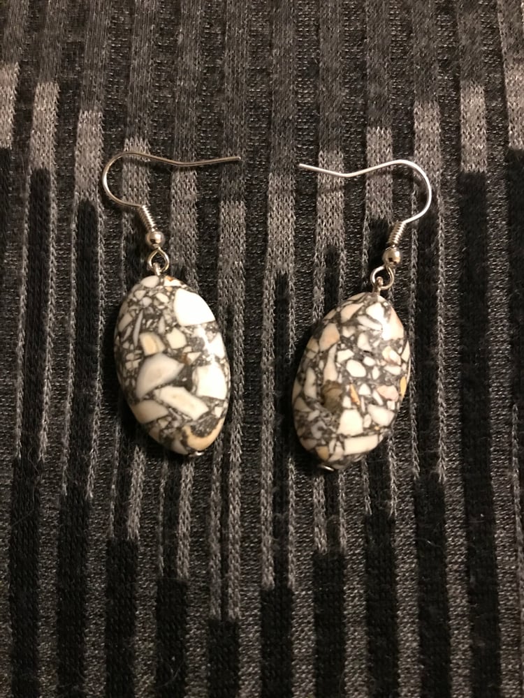 Image of Marble-effect earrings 