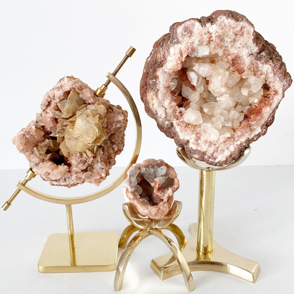 Image of Pink Amethyst/Calcite no.21 + Brass Claw Stand