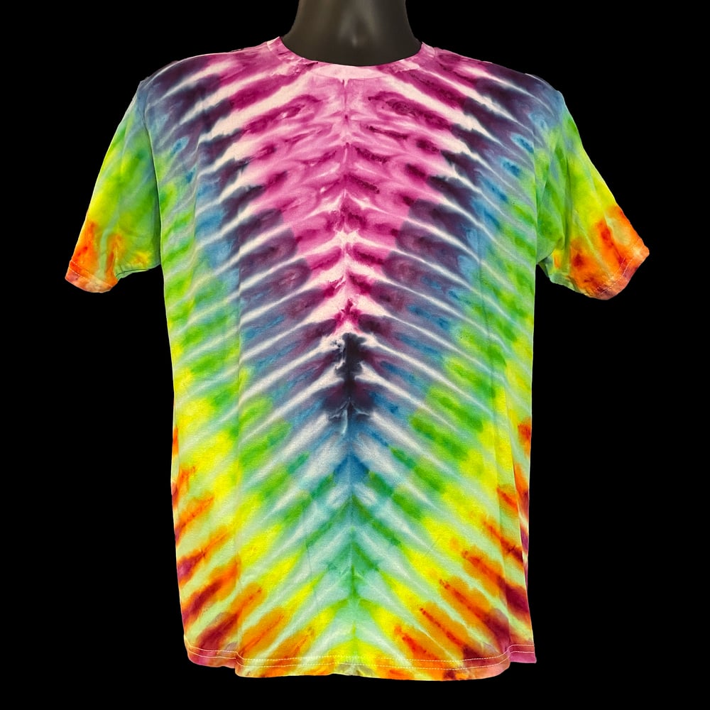 PINK RAINBOW DRIPPY V TIE DYE YOUTH TEE SIZE XL
