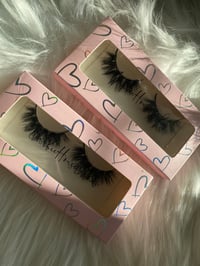 Love collection “Heartbroken”